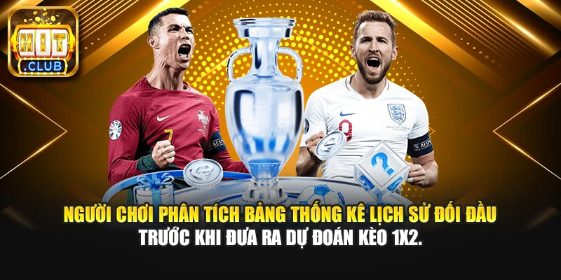 Người chơi phân tích bảng thống kê lịch sử đối đầu trước khi đưa ra dự đoán kèo 1x2.